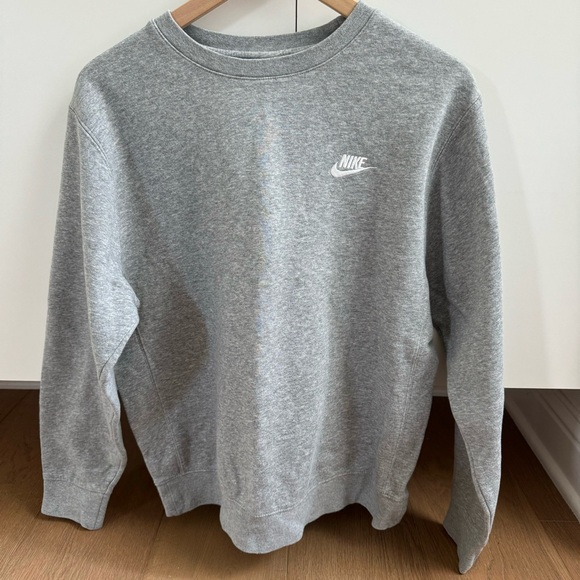 Nike Tops - Grey Nike sweatshirt | size S